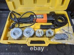 1/2, 3/4, 1 and 1-1/4 Portable Electric Pipe Threader Set with Carrying Case