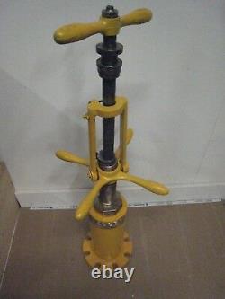 Mueller Drilling Tap Model # 3 H17235 Mueller Tapping Drilling Machine