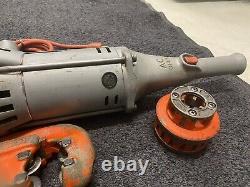 RIDGID 700 PIPE THREADER With 3/4 Die and Pipe Cutter in good Condition