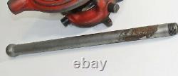 RIDGID NO. 65-R Adjustable 1 TO 2 RATCHETING PIPE THREADER With 17 HANDLE