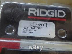Ridgid 75602 52 RPM 300 Compact Pipe Threading Machine with 250 stand & 811A Heads