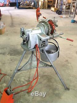 Used Ridgid 300 Pipe Threader Threading Machine with 318 Oiler and oil